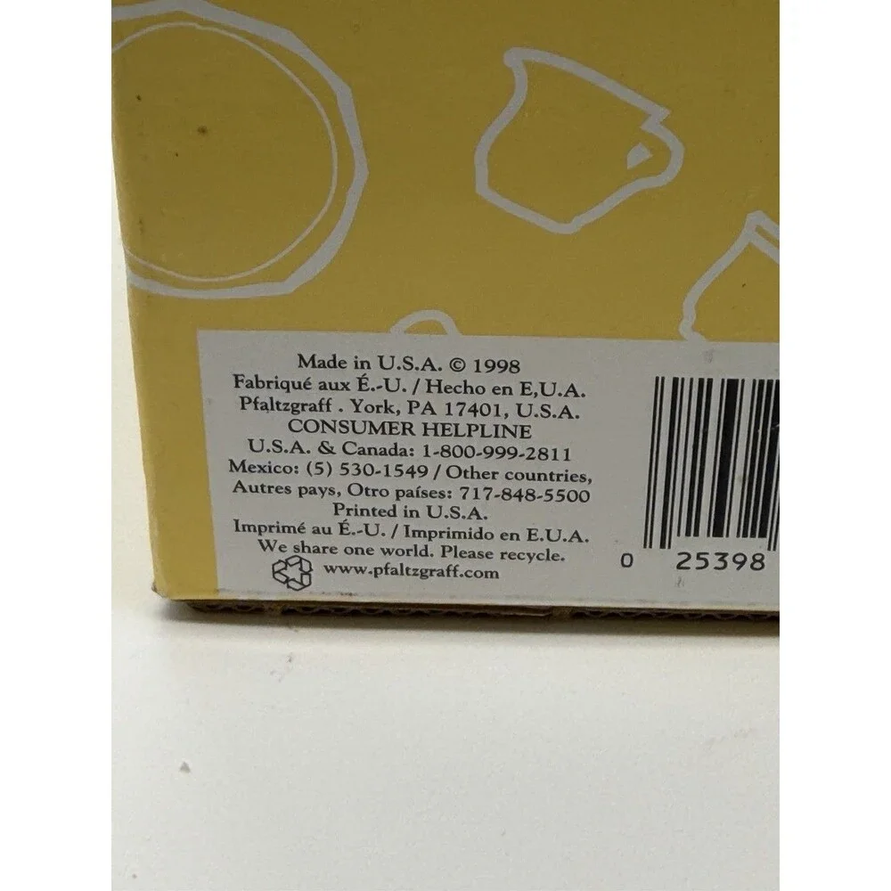 NEW Pfaltzgraff April Floral Old Fashion Lite Candle New In Sealed Box